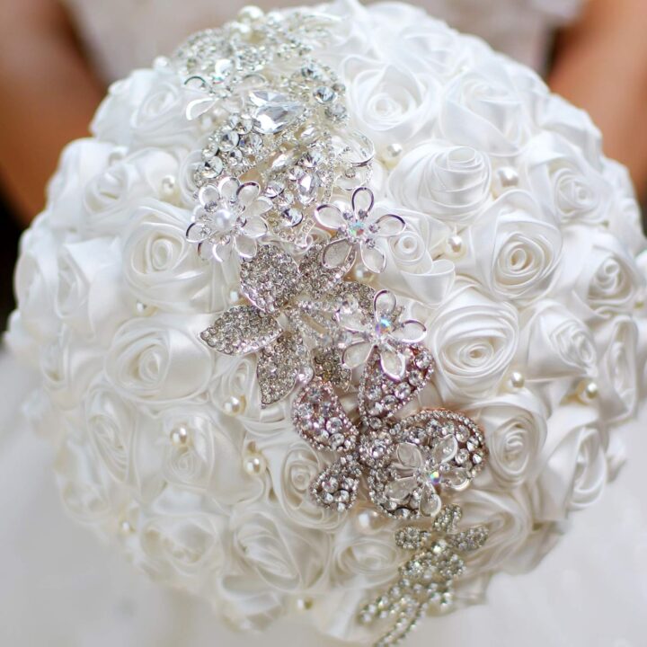 Bride Holding Flowers, Romantic Wedding Colorful Rose Bride 's Bouquet,Purple Pink Bridal Bouquets (White)